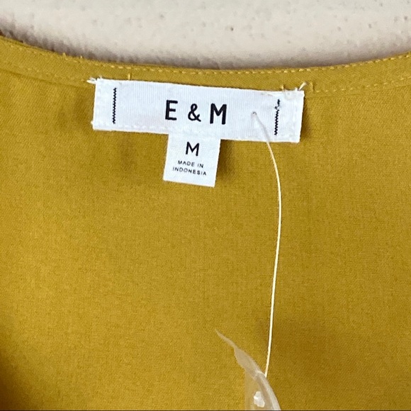 E&M Wrap Tank Top NWOT - Picture 3 of 10